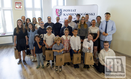 Zdjęcie do Podsumowanie powiatowego konkursu plastycznego &bdquo;Młodzież zapobiega pożarom&rdquo;