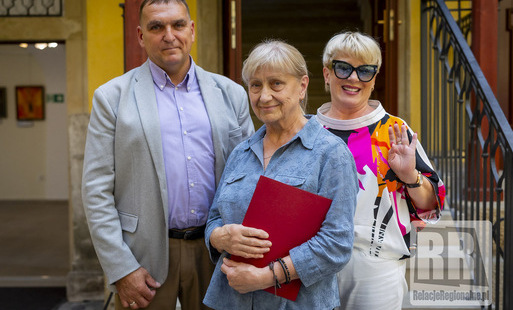 Zdjęcie do XXXII Przegląd Tw&oacute;rczości Plastyk&oacute;w Ziemi Kamiennog&oacute;rskiej 
