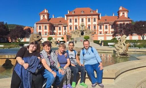 Zdjęcie do Mieszkanki DPS w Szarocinie z wizytą w Pradze